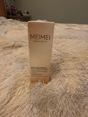 New in Box Kojic Acid Turmeric Night Wrapping Mask - Gold/Beige